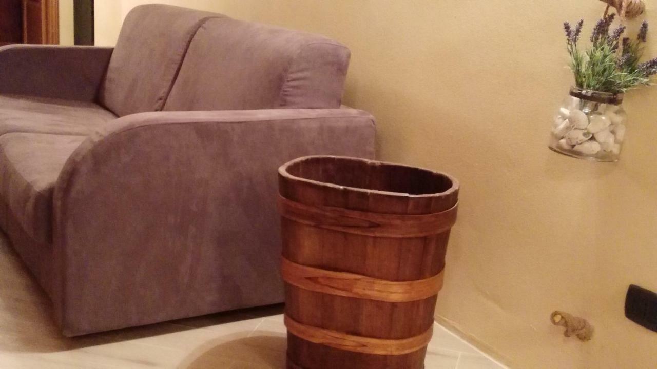 شقة A Casa Di Patty لوكا المظهر الخارجي الصورة